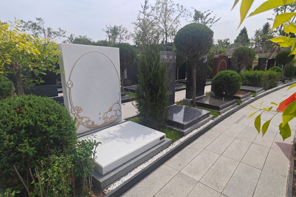 回龙岗公墓墓区